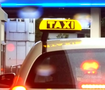 Großraumtaxi vorbestellen!